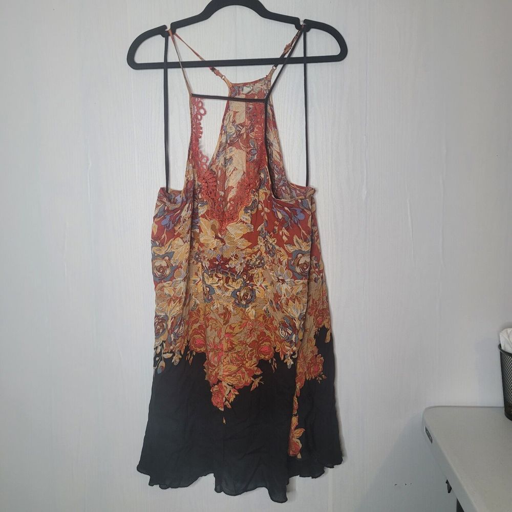 Intimately Free People Size M Black Sleeveless Floral Tunic Blouse W Lace Trim - Picture 9 of 12
